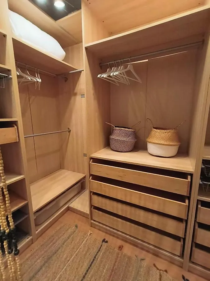 ברצלונה Sunny Studio Appartment In Sants ספרד