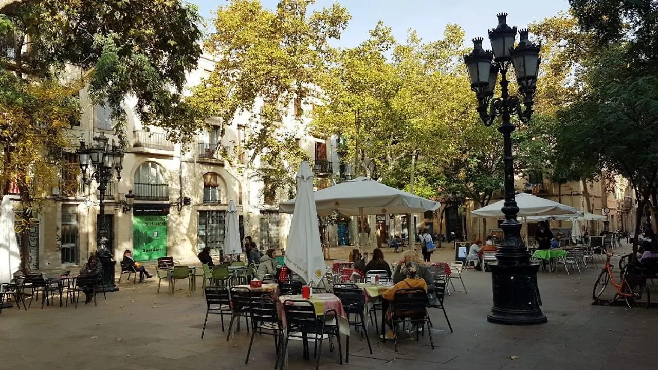 Sunny Studio Appartment In Sants Barcelona