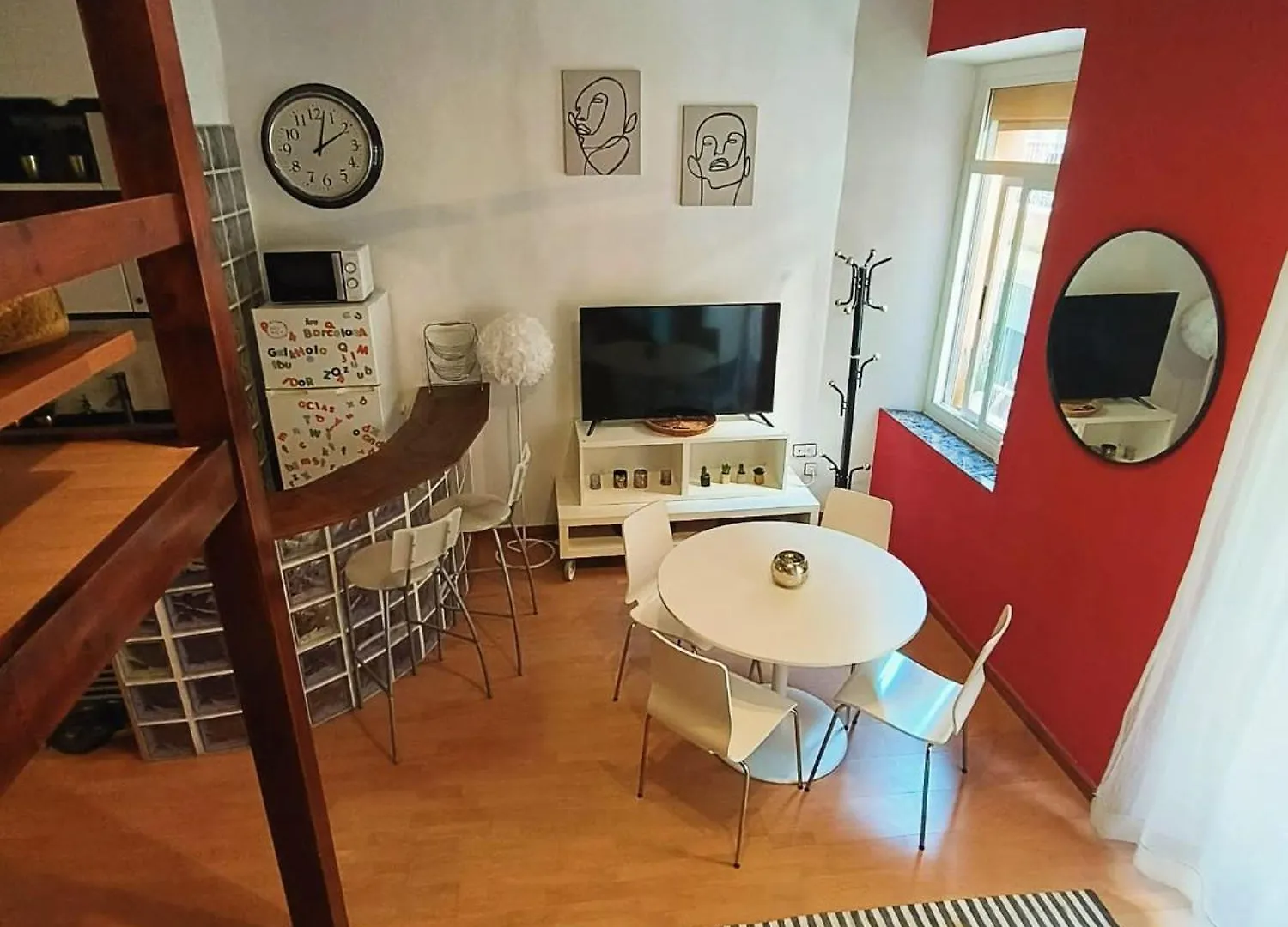 Sunny Studio Appartment In Sants Barcelona Apartment